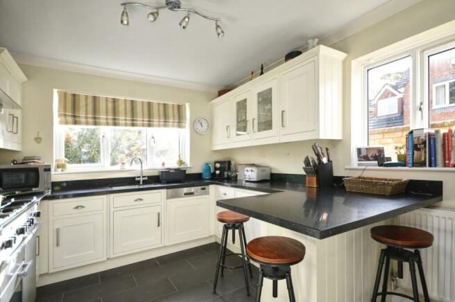 Kitchen/Breakfast Room