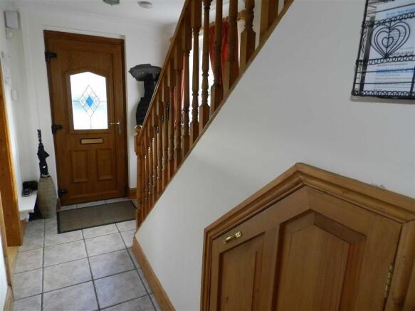 ENTRANCE HALLWAY