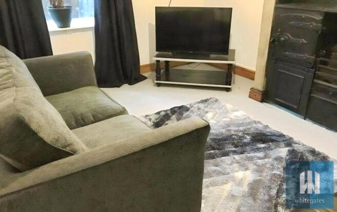 1 bed House Share to rent Image 4