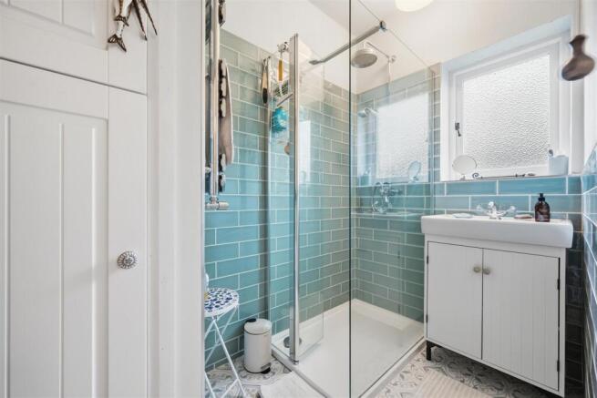 Shower Room .jpg