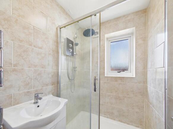 3 bed Semi-Detached for sale Image 6