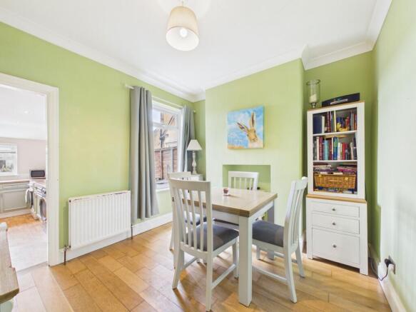 3 bed Terraced for sale Image 8