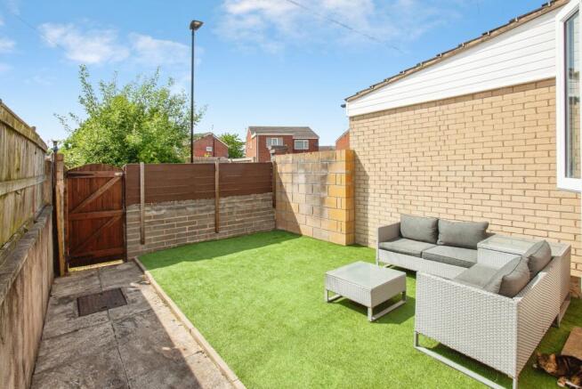 2 bed Terraced for sale Image 4