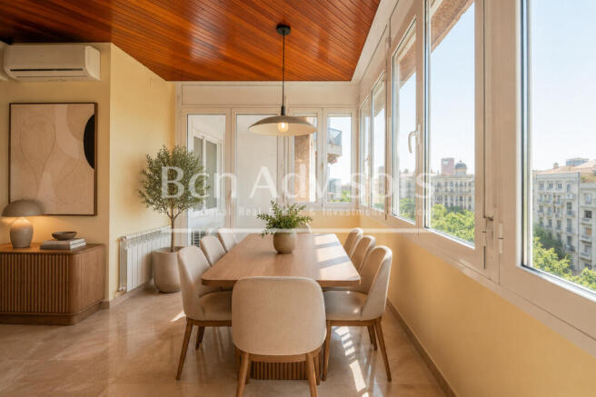 Sensacional-y-luminoso-piso-alto-con-mucho-pote...
