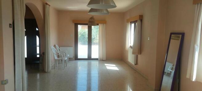 4 Bedroom Villa for
