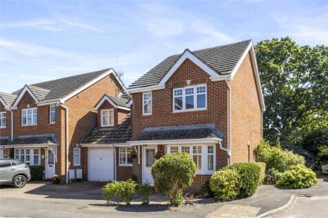 Foxglove Close, Burgess Hill, West Sussex, RH15