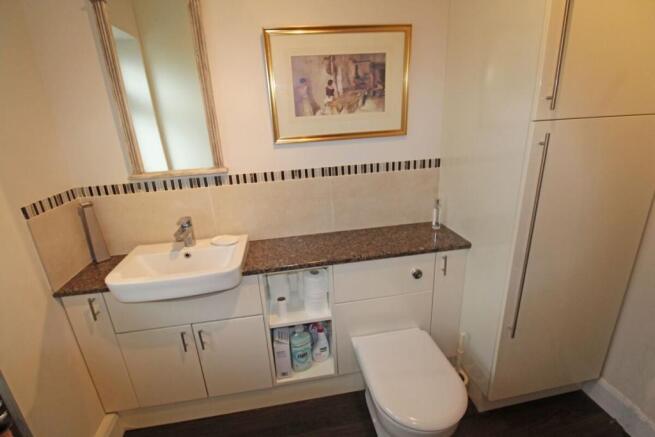 Cloakroom / WC