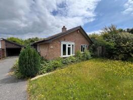 12, Ashdown Walk, New Milton BH25 6TX