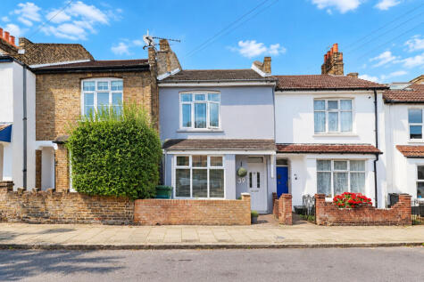 Canon Road, Bromley