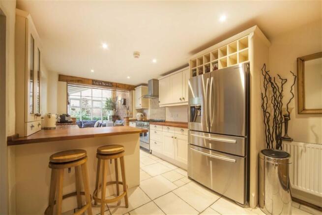 BREAKFAST KITCHEN