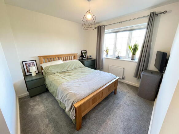 Blackthorn Way, Cullompton, Devon, EX15 1QH photo 4