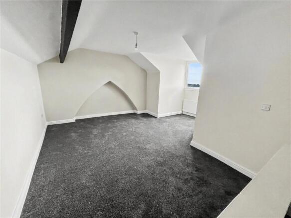 3 bed Terraced to rent Image 9