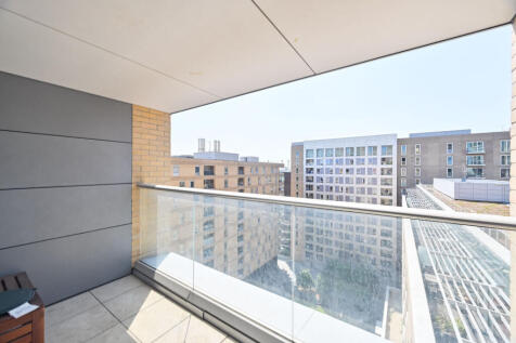 East Ferry Road, E14, Canary Wharf, London, E14