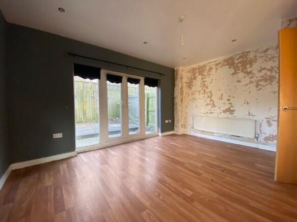 LOUNGE T202603051319.jpg