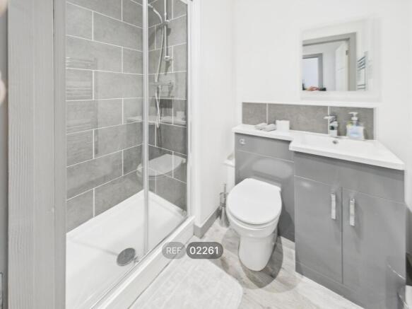 1 bed Apartment to rent Image 8