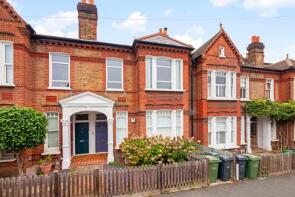 35, Dalkeith Road, London SE21 8LT