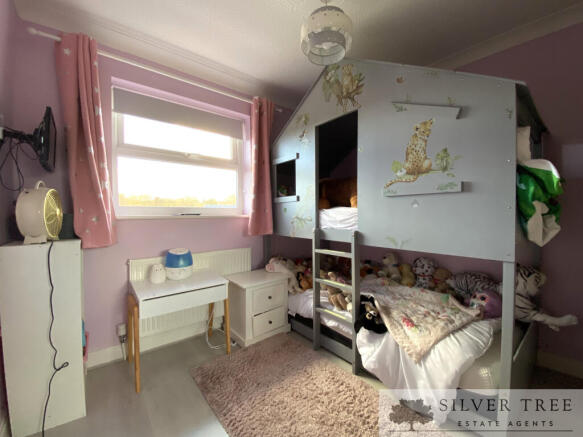 4 bed Detached for sale Image 10
