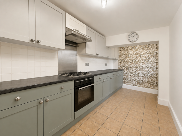 4 bed Semi-Detached for sale Image 7