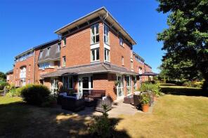 16, Bernard Court, Chester Road, Crewe CW4 7EY