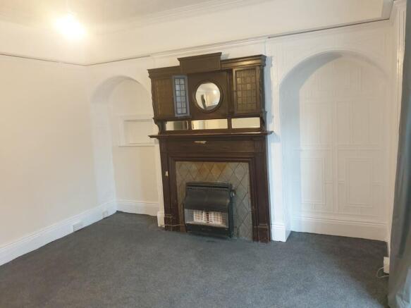 2 bed Apartment to rent Image 7