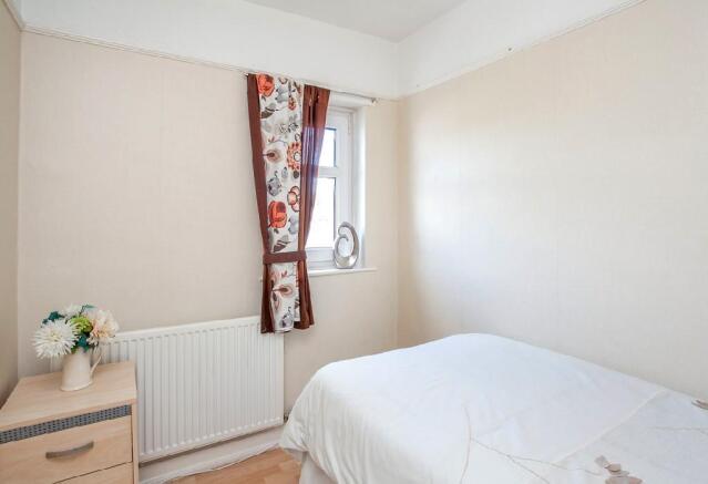 Bedroom 3.jpg