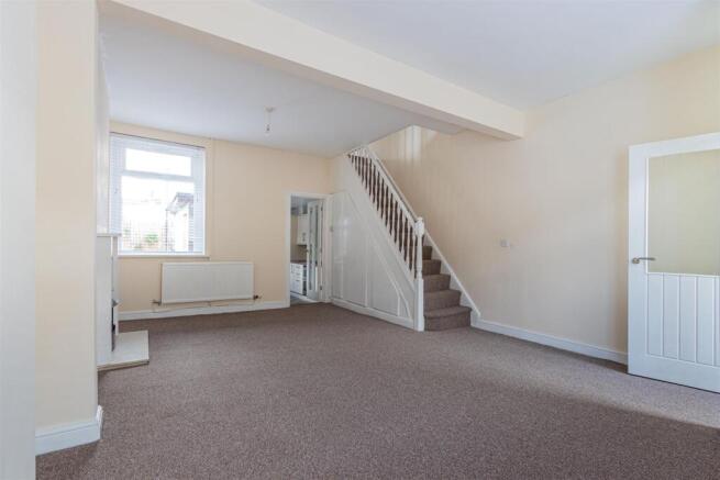 Railway Street 190-9.jpg