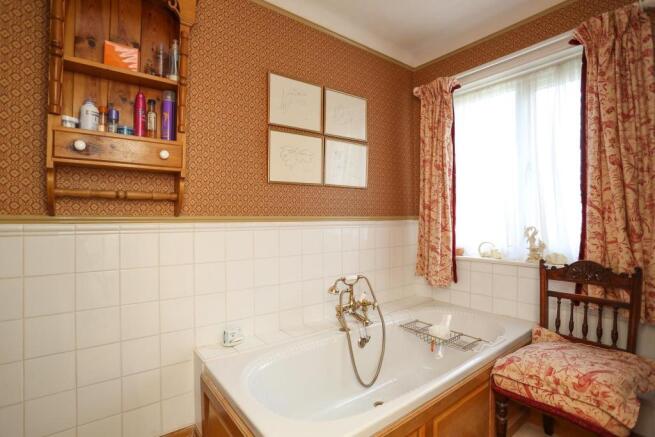 16 Gundreda Road Enh
