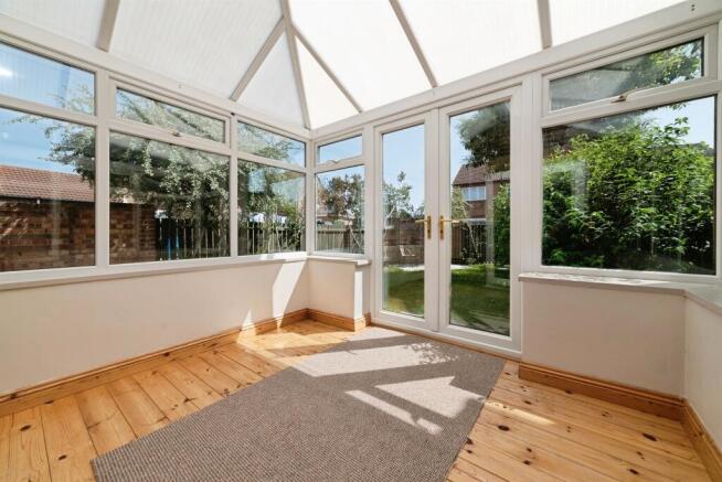 3 bed Detached for sale Image 8