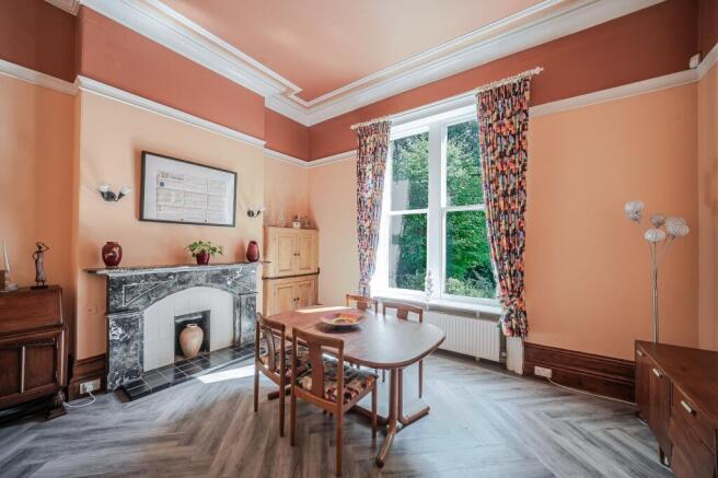 6 bed Character Property for sale Image 4
