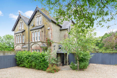 Ivy Cross, Shaftesbury, SP7