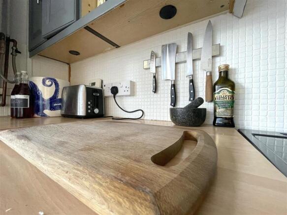 Kitchen (5).jpeg