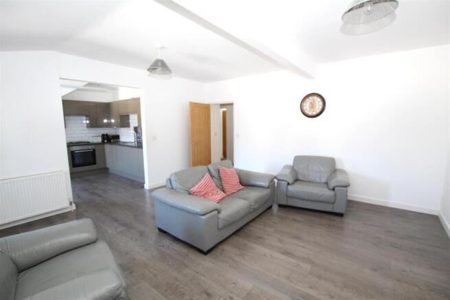 Lounge 2
