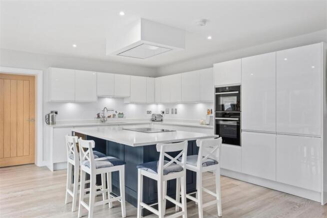 Kitchen/Dining/Family room