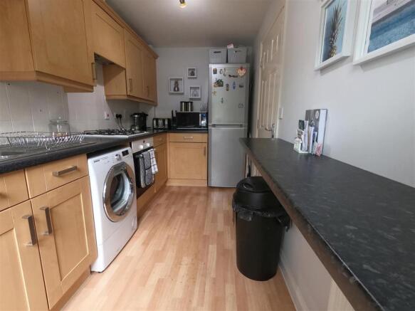 Kitchen a.jpeg
