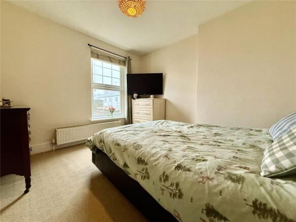 2 bed Apartment for sale Image 9