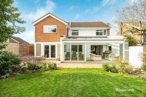 2, Chantry Road, Bagshot GU19 5DB