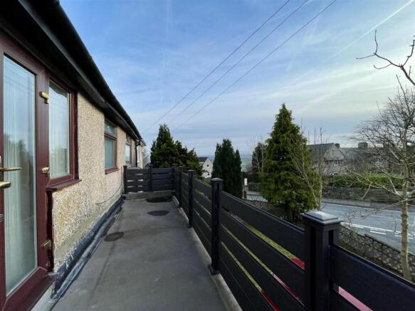5 bed House of Multiple Occupation to rent Image 9