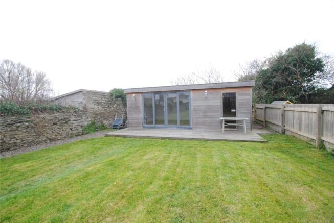 Studio/Lodge