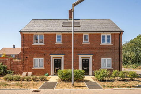 Stock Dove Gardens, Botley, SO32 2EA
