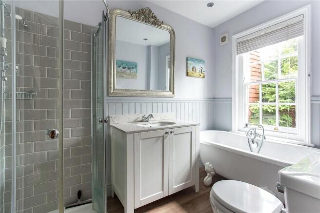 Bath/Shower Room