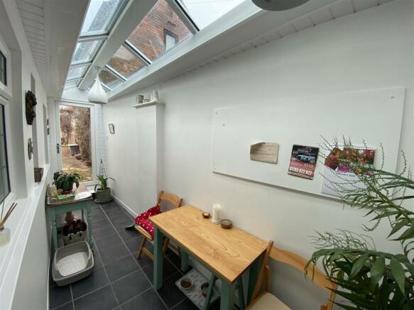 Garden Room / Side Porch