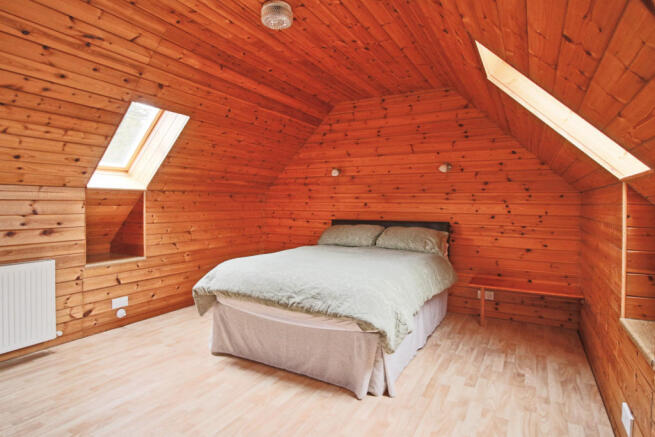 Annex bedroom.