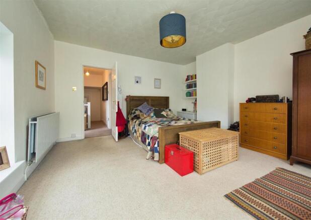 9 Lyndhurst St 1616.jpg