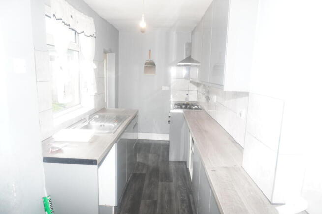 3 bed House for sale Image 5
