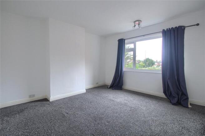 4 bed Detached for sale Image 7