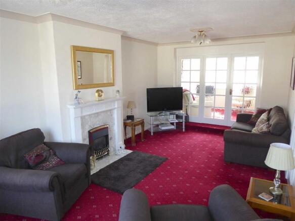 Living Room: