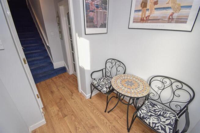 ENTRANCE PORCH-2.jpg