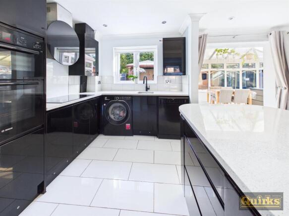 Niven Close, Wickford photo 4