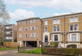 Flat 4, Wren Court, The Avenue, Surbiton KT5 8JB