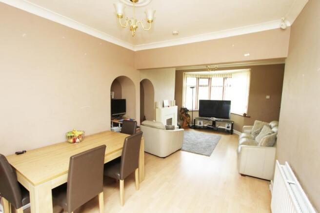 Lounge 1